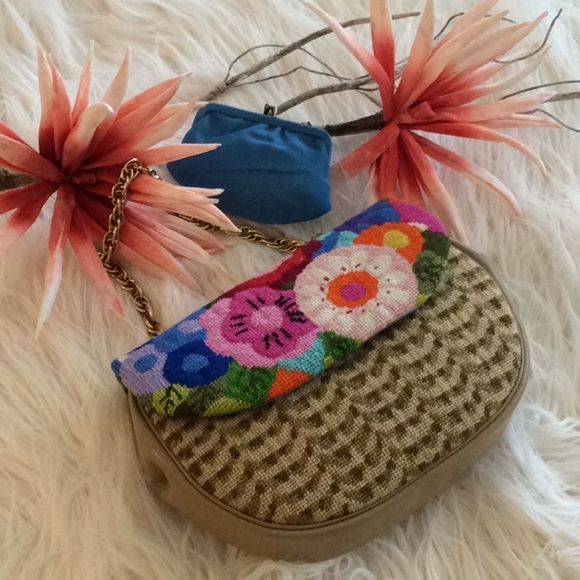 UNIQUE 💞GORGEOUS  purse 💞 - Picture 3 of 16